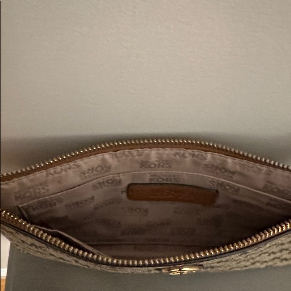 Michael Kors Tan and Brown Monogram Wristlet. Excellent condition. - Picture 3 of 4